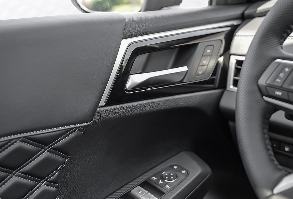 2026 Nissan Rogue PHEV 16