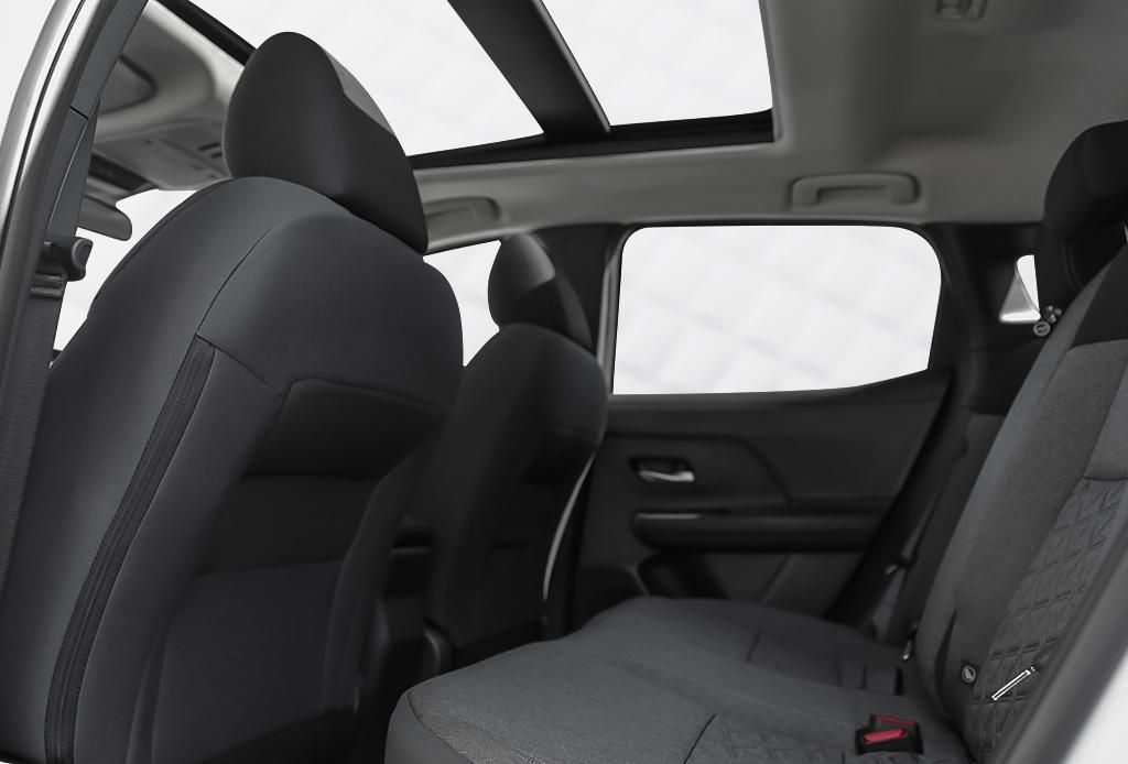 2026 Nissan Kicks 21