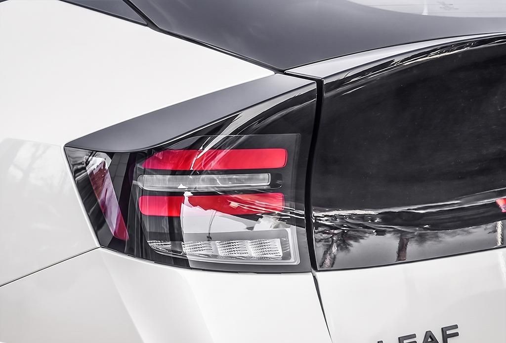 2026 Nissan LEAF 9